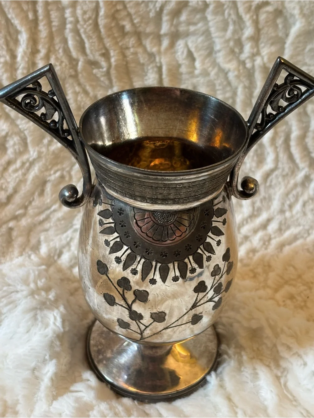 Vintage Meriden B. Company silverplate vase/urn